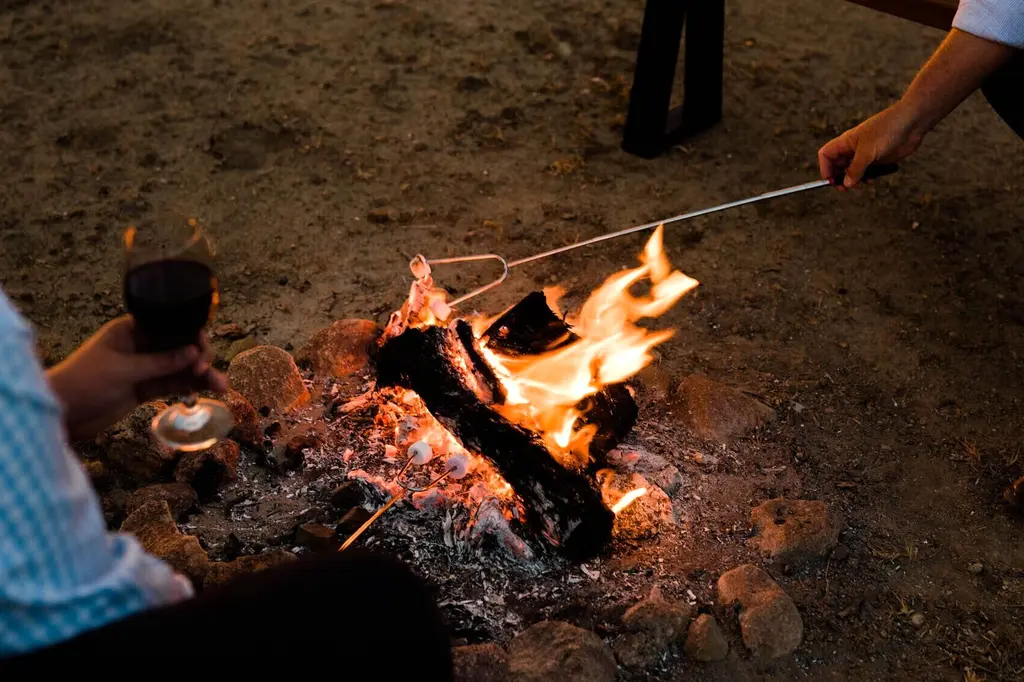 Mitchell Grass Retreat image 15