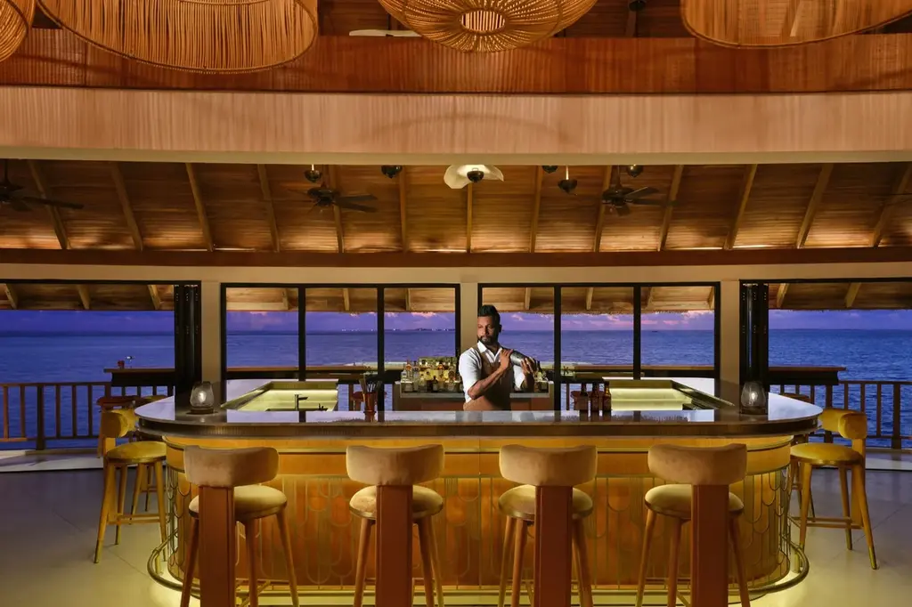 Anantara Dhigu Maldives Resort image 5