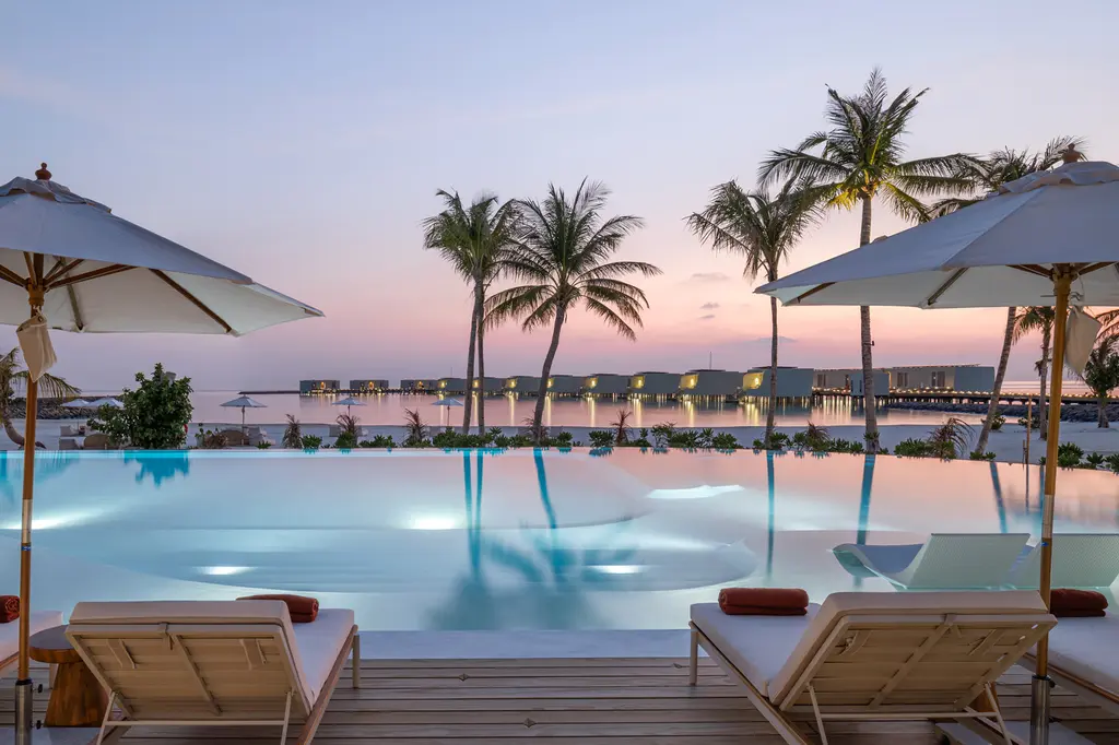 Centara Grand Lagoon Maldives image 6