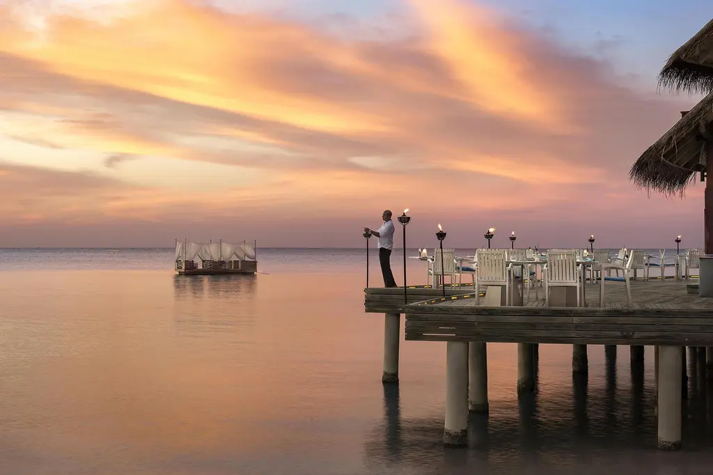 Anantara Dhigu Maldives Resort image 6