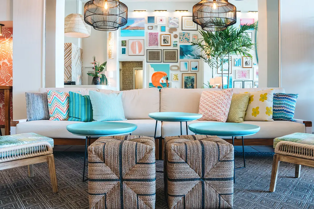 Kaimana Beach Hotel image 11