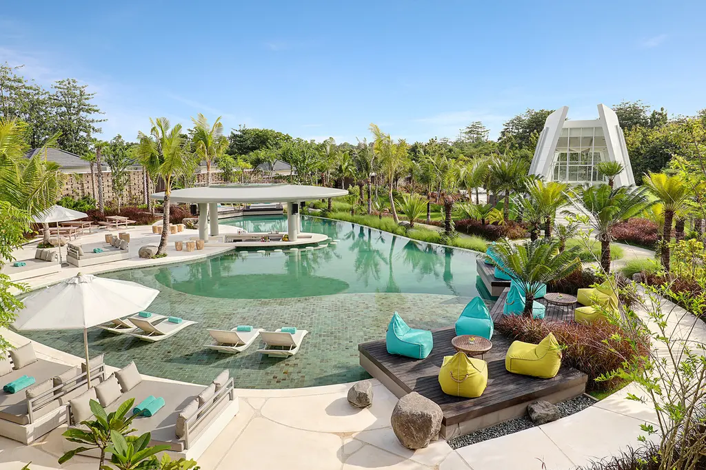 Cross Bali Breakers image 1