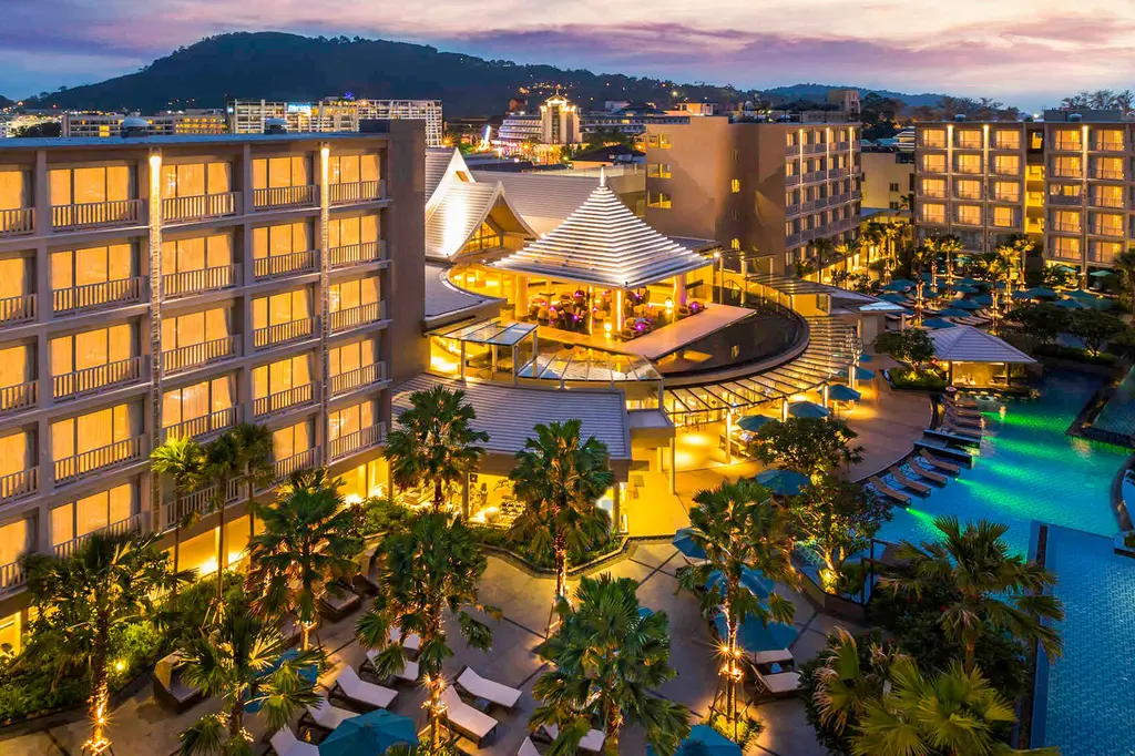Grand Mercure Phuket Patong image 1