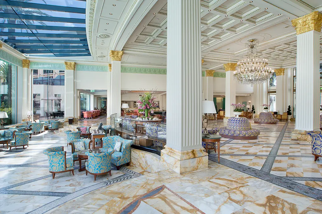 Imperial Hotel Gold Coast image 13