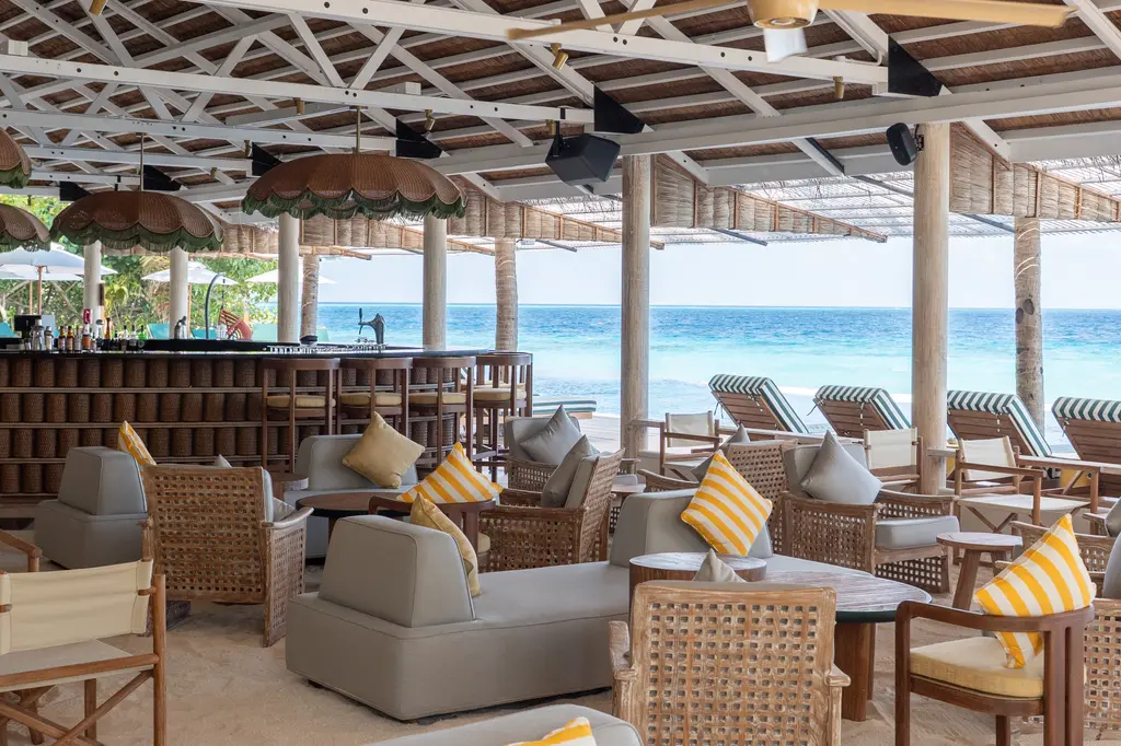 NH Collection Maldives Reethi Resort image 17