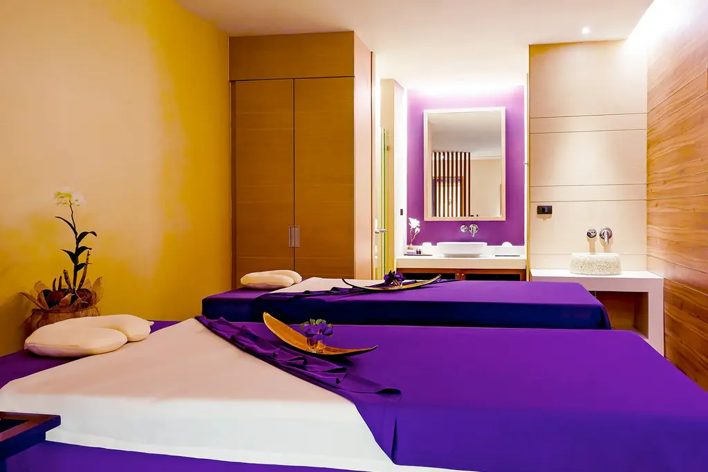 Grand Mercure Phuket Patong image 9