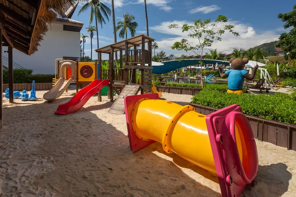 Sunwing Kamala Beach image 15