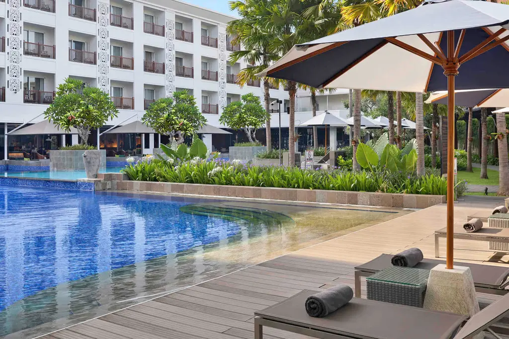 Grand Mercure Bali Seminyak image 1