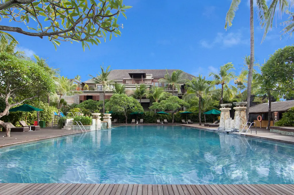 Legian Beach Hotel Bali image 9