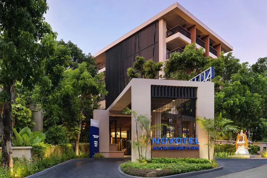 Novotel Phuket Kata Avista Resort & Spa image 5