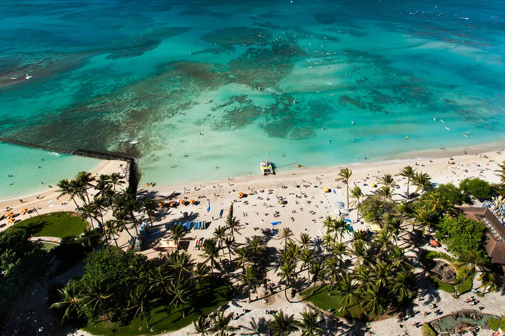 Hyatt Regency Waikiki Beach Resort & Spa image 6