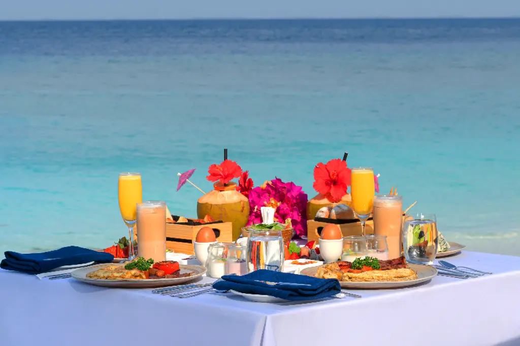 NH Collection Maldives Reethi Resort image 18