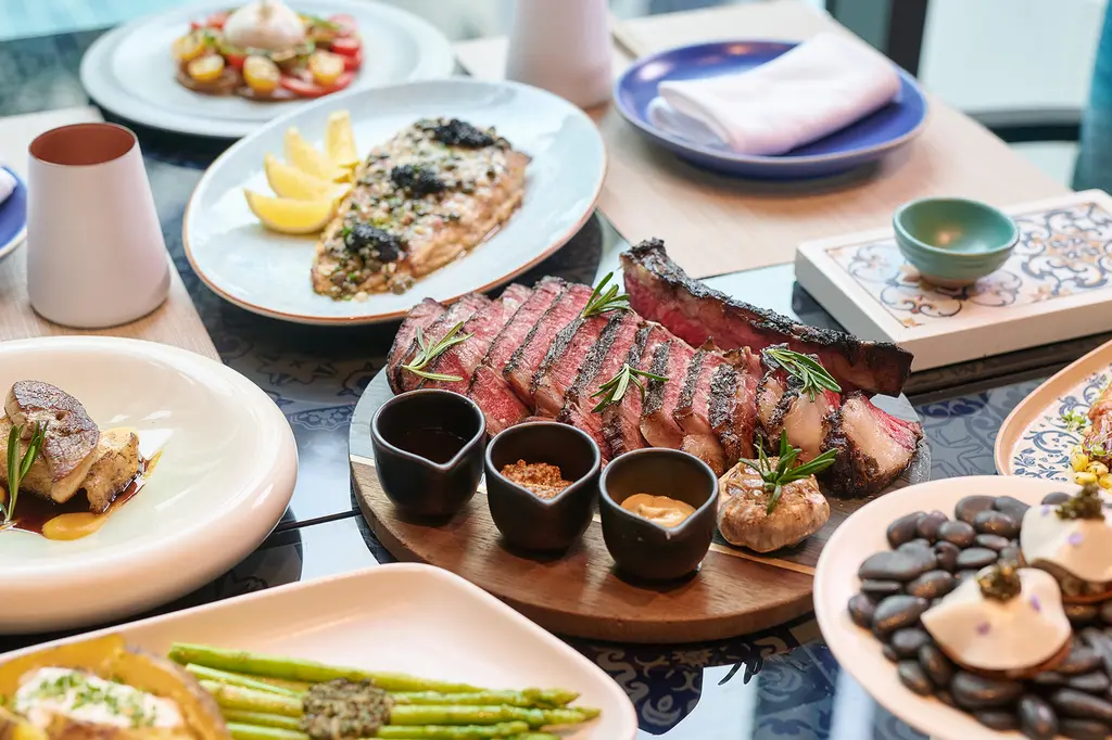 Siam Kempinski Hotel Bangkok image 6