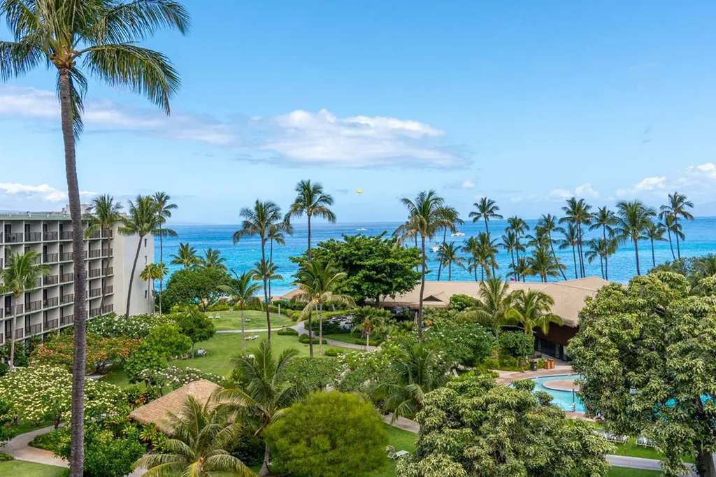 Outrigger Ka'anapali Beach Resort image 9