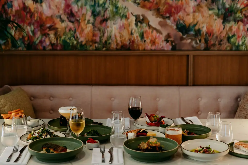 Amora Hotel Brisbane image 8