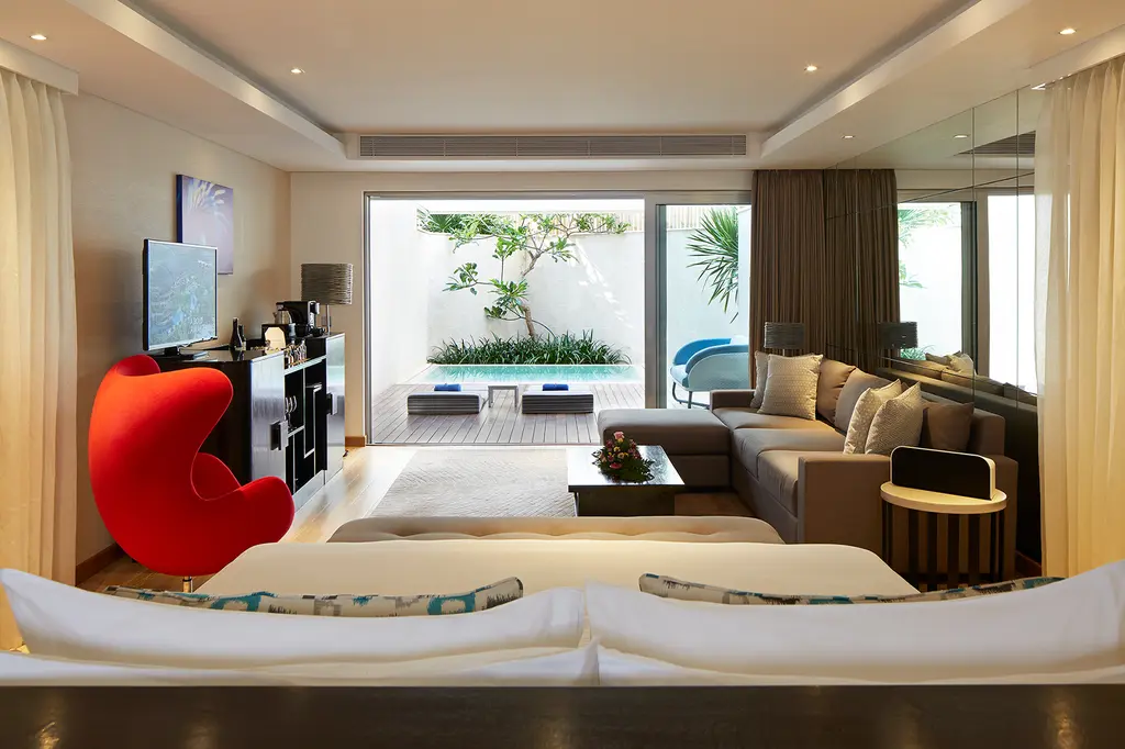 Double-Six Luxury Hotel image 5