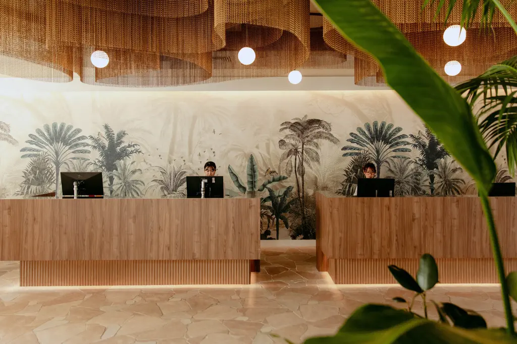 Amora Hotel Brisbane image 4