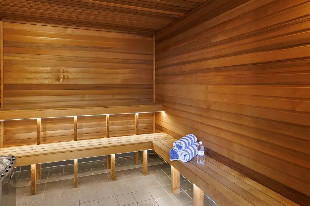 Amora Hotel Brisbane image 9