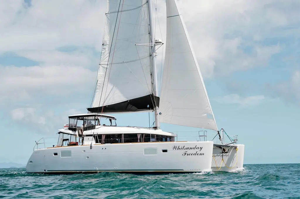 Portland Roads – Sailing the Whitsundays image 1