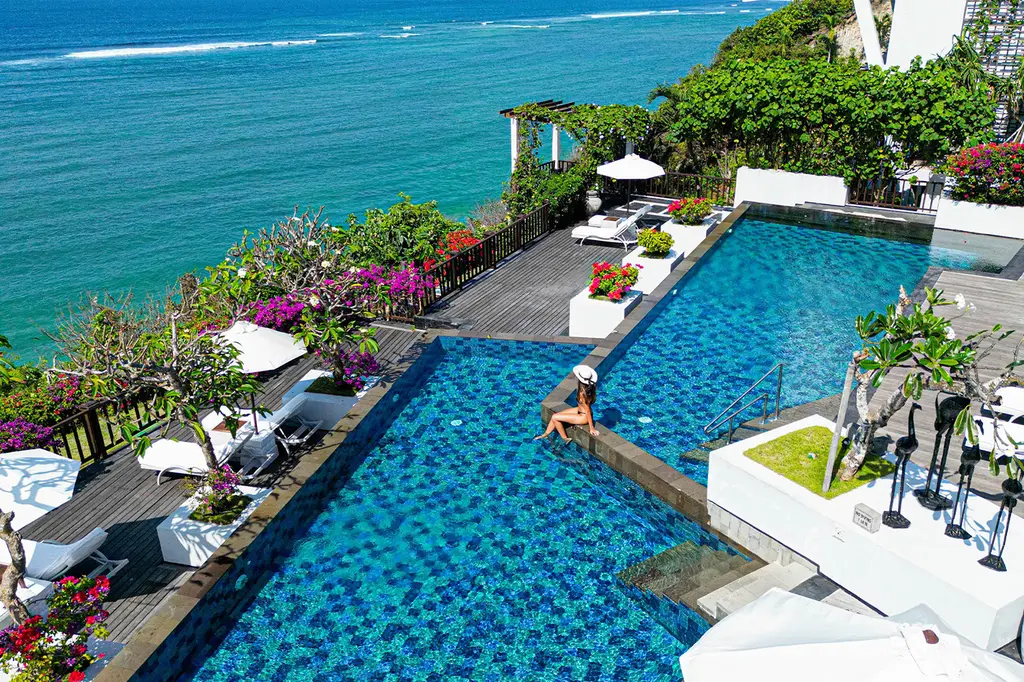 Samabe Bali Suites & Villas image 4