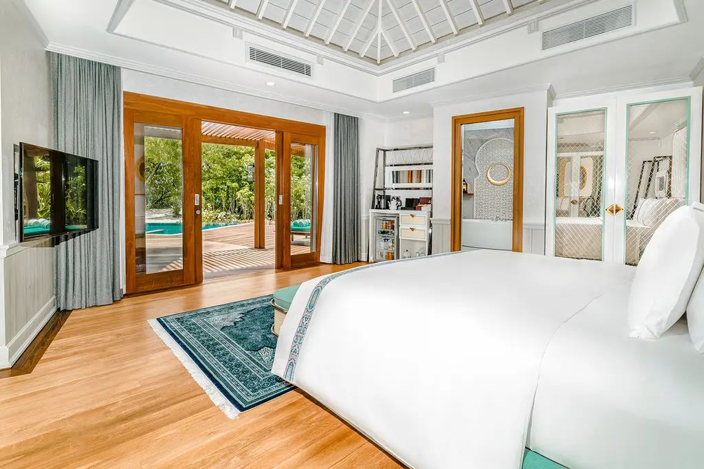 Hideaway Beach Resort and Spa image 3