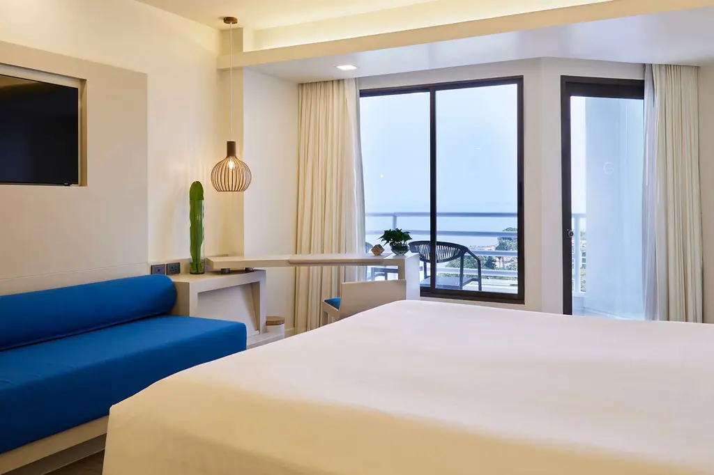 Pullman Pattaya Hotel G image 8