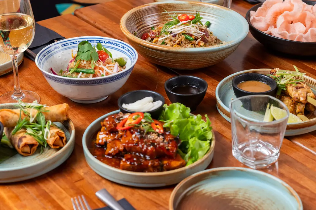 Pullman Reef Hotel Casino image 7