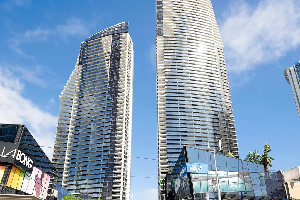 Mantra Circle on Cavill Surfers Paradise image 9