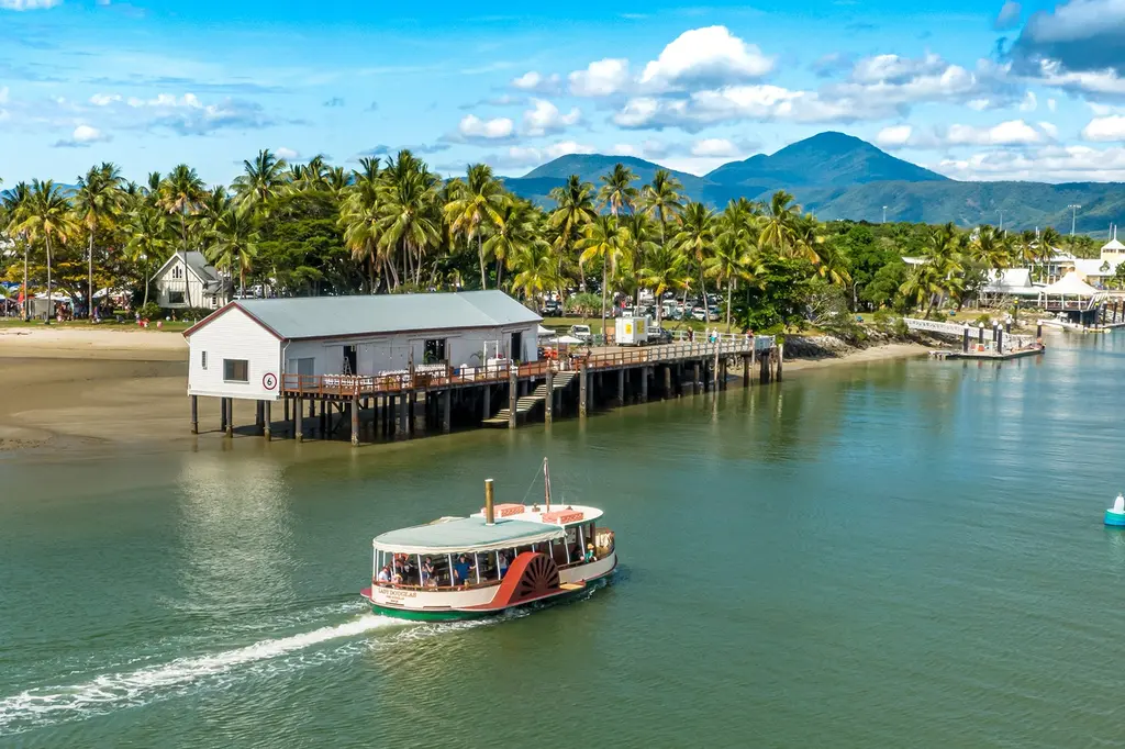 Hibiscus Resort & Spa image 8